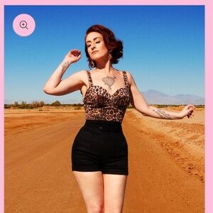 (PUG) Vixen by Micheline Pitt Black High-Waisted Shorts: Size 3XL